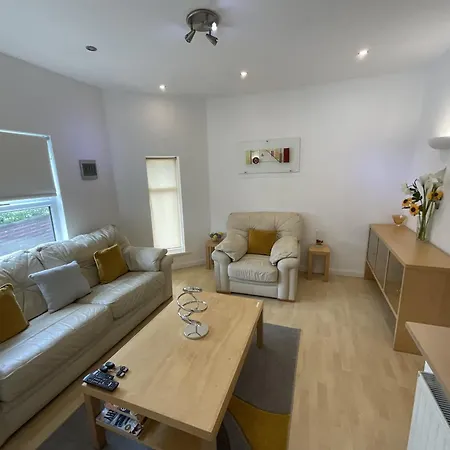 Earle House Serviced Apartments-2