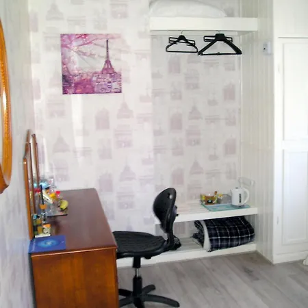 Liverpool Airport Rooms-2