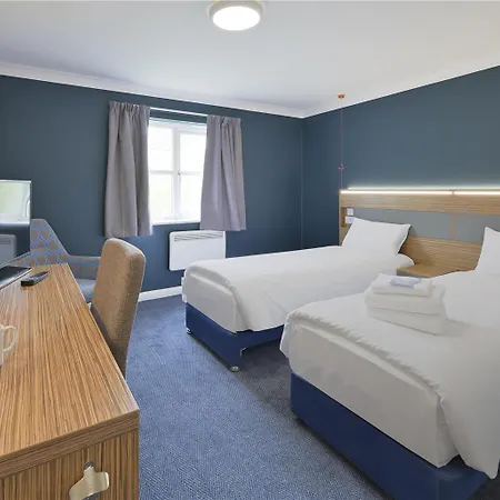 Travelodge Portsmouth-3