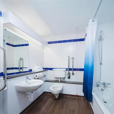 Travelodge Southampton-3