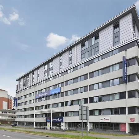 Travelodge Swindon Central-2
