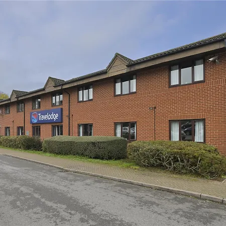 Travelodge Newbury Tot Hill-2