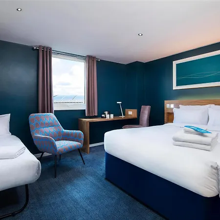 Travelodge Burton A38 Southbound-3