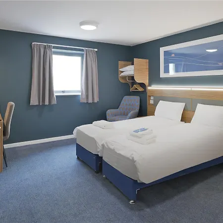 Travelodge Caernarfon-2