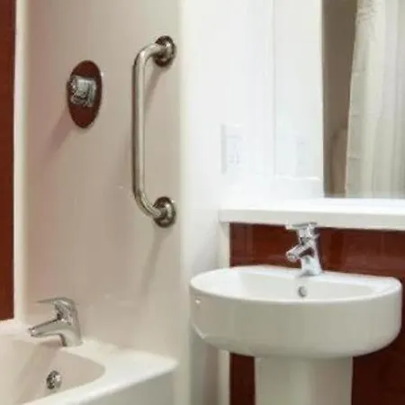 Travelodge Birmingham Central Newhall Street-2