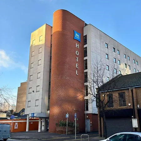 Ibis Budget Belfast City Centre-3