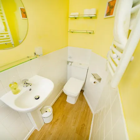 Radcliffe Guest House-2