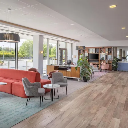 Hampton By Hilton London Stansted Airport-2