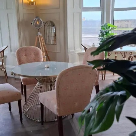 Hotel Penzance Promenade-3