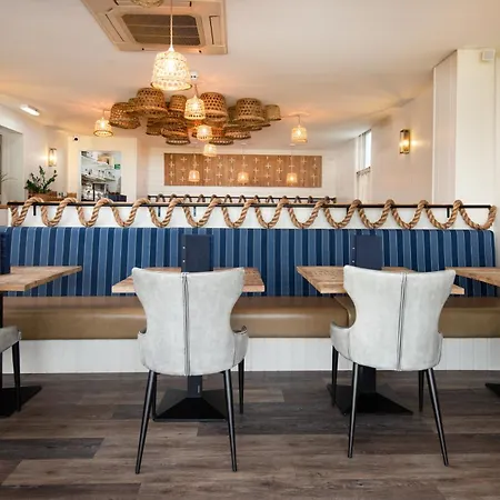 Beach House Hotel-2