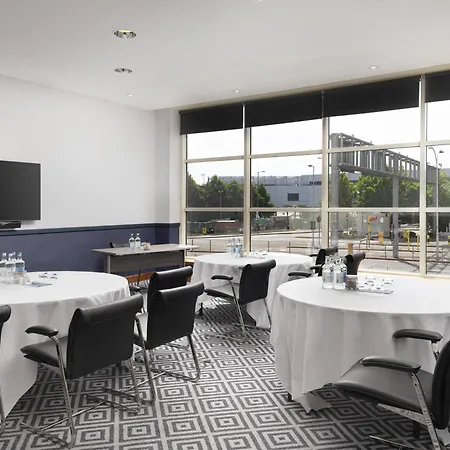 Sofitel London Gatwick-3