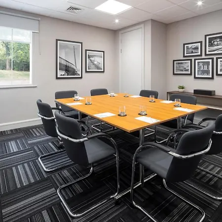 Holiday Inn Aylesbury By Ihg-2