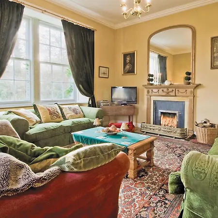 Lochside Garden House - S4484-2