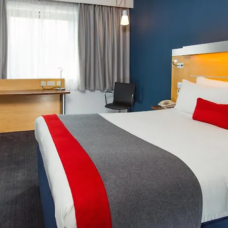 Holiday Inn Express Hemel Hempstead By Ihg-2