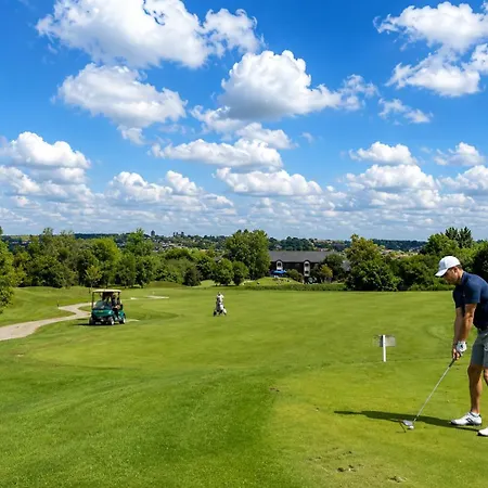 The Wiltshire Hotel, Golf And Leisure Resort-2