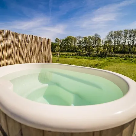 Beavers Retreat - Glamping With Hot Tubs Options-3
