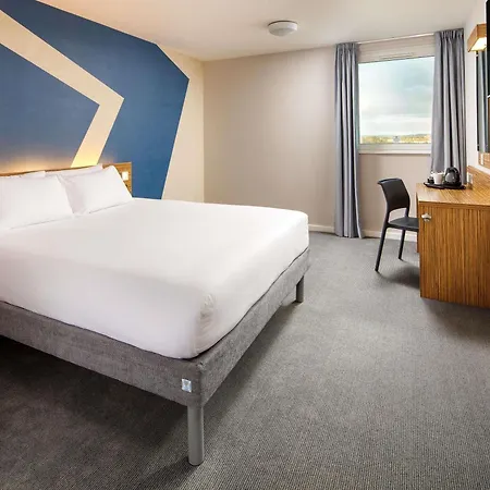 Ibis Budget London Heathrow Central-3