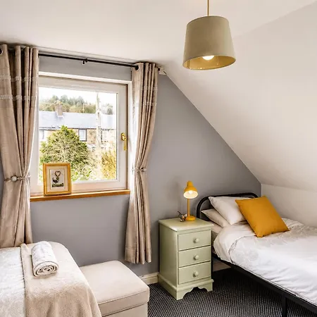 Nest Holiday Home Central Callander, Trossachs Self-Catering-3