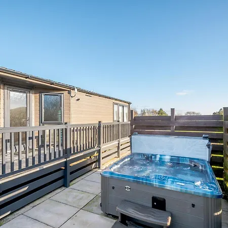 Nunland Hillside Lodges-3