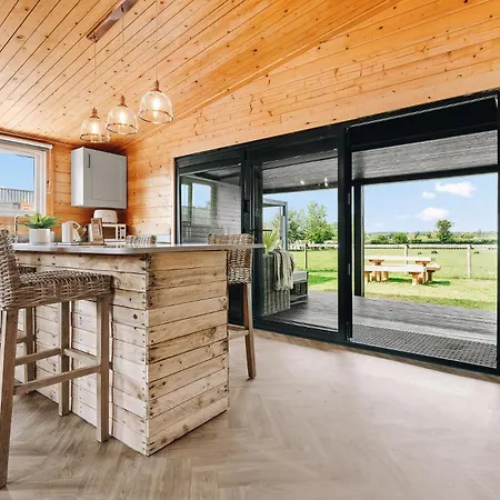 Nestledstays - The Farm Lodge-3