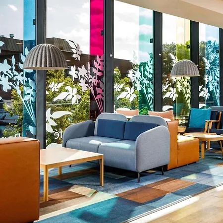 Ibis Budget London Heathrow Central-2