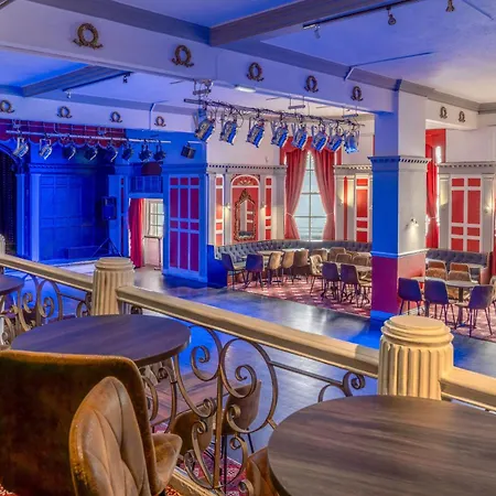 The Grand Hotel-3