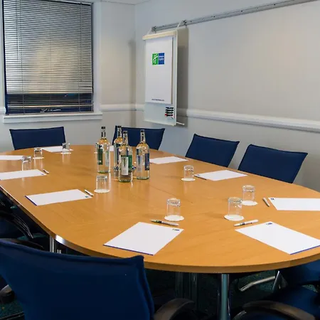 Holiday Inn Express Droitwich Spa By Ihg-2