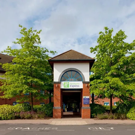 Holiday Inn Express Birmingham Airport Nec By Ihg-3
