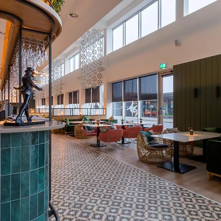 Apex City Quay Hotel & Spa-2