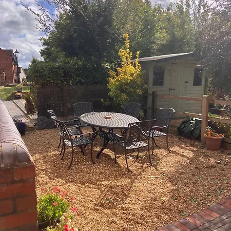 The Pigsty - 3 Bedroom Barn Conversion-2
