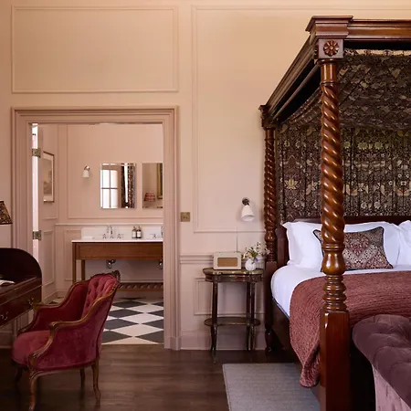 Dumbleton Hall-3