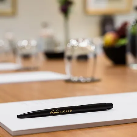 Audleys Wood Hotel, Basingstoke-2
