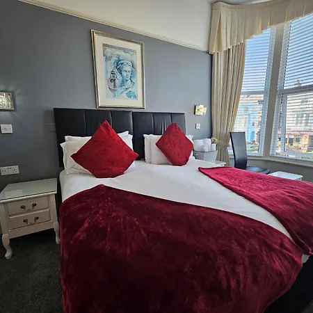 Clifton Villa - Southport-3