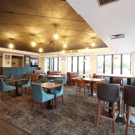 Knowsley Inn & Lounge-2