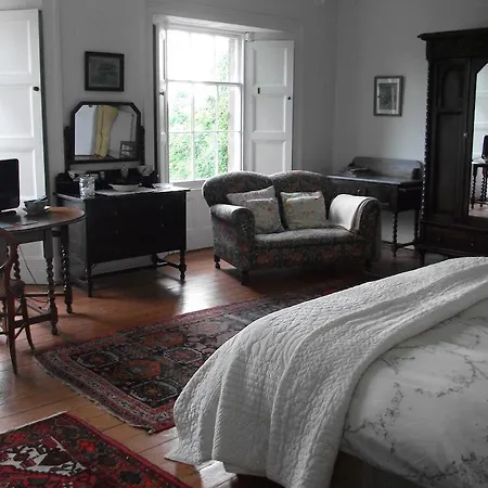 Beachborough Country House-2