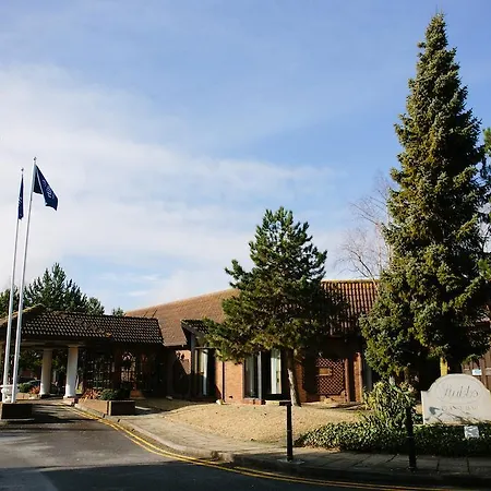 Hilton Newbury Centre-2