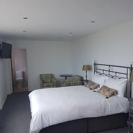 Halfway House Hotel-3