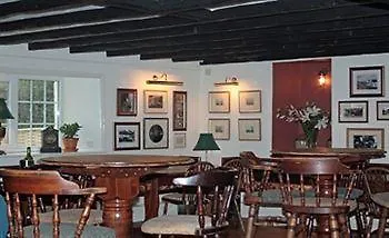 Finnygook Inn-3