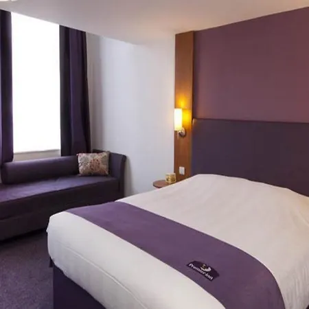 Premier Inn Carlisle Central-3