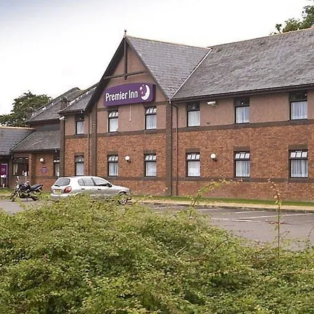 Premier Inn Inverness East-3