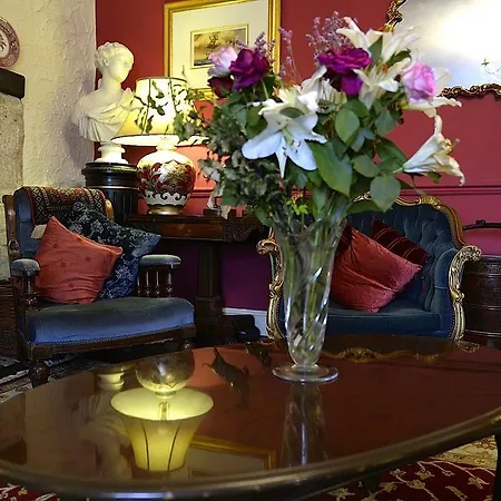 Meryan House Hotel-3