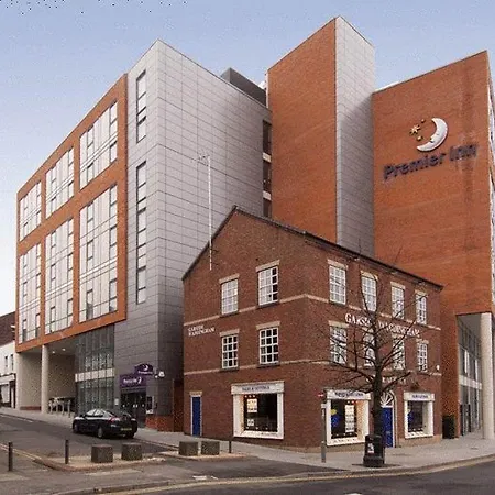 Premier Inn Preston Central-2