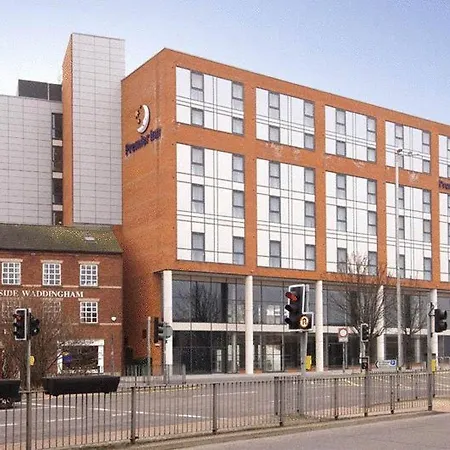 Premier Inn Preston Central-3
