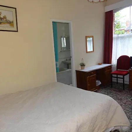 Oak Villa Hotel-3