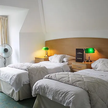 Crescent Hotel Harrow-2