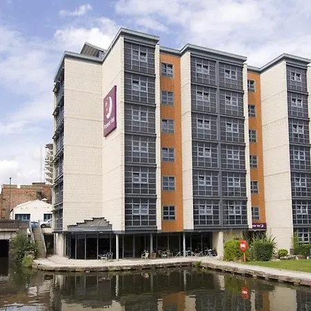 Premier Inn Nottingham Arena - London Road-2