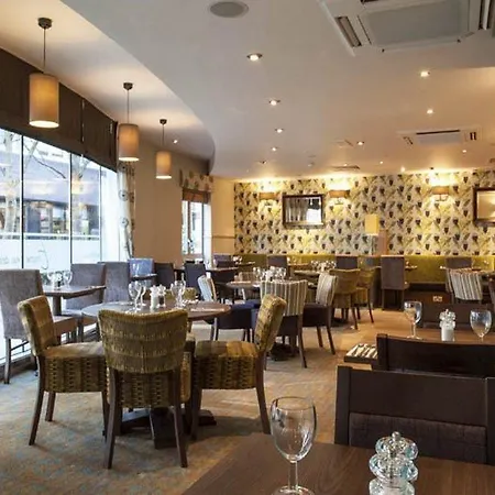 Premier Inn Nottingham City Centre-2