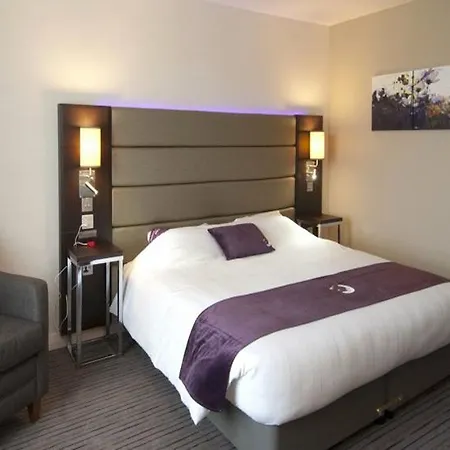 Premier Inn Derby East-3