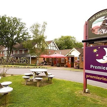 Premier Inn London Gatwick Airport East-3