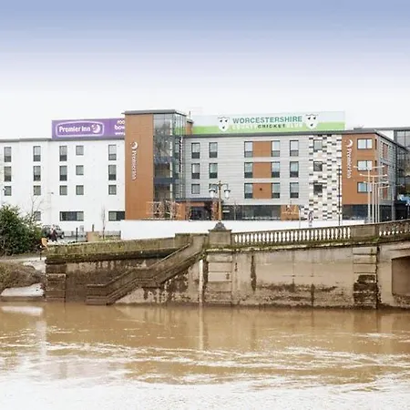 Premier Inn Worcester City Centre-3
